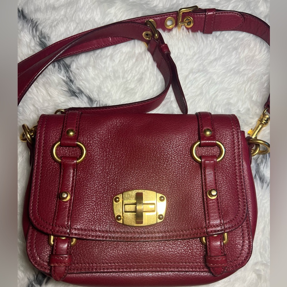 ⛔️ SOLD ⛔️Miu Miu Shoulder Bag with Turnlock